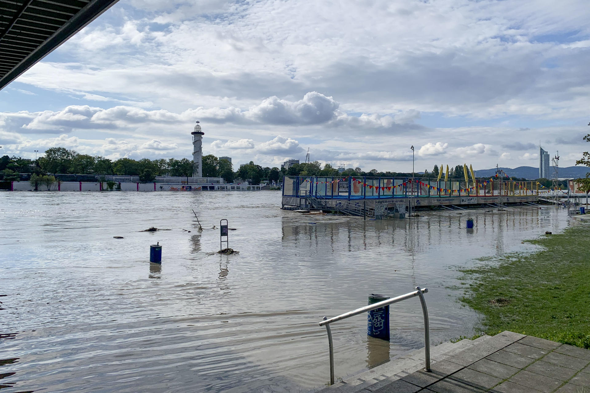 El papa Francisco expresó su cercanía a los afectados por las inundaciones en el centro de Europa