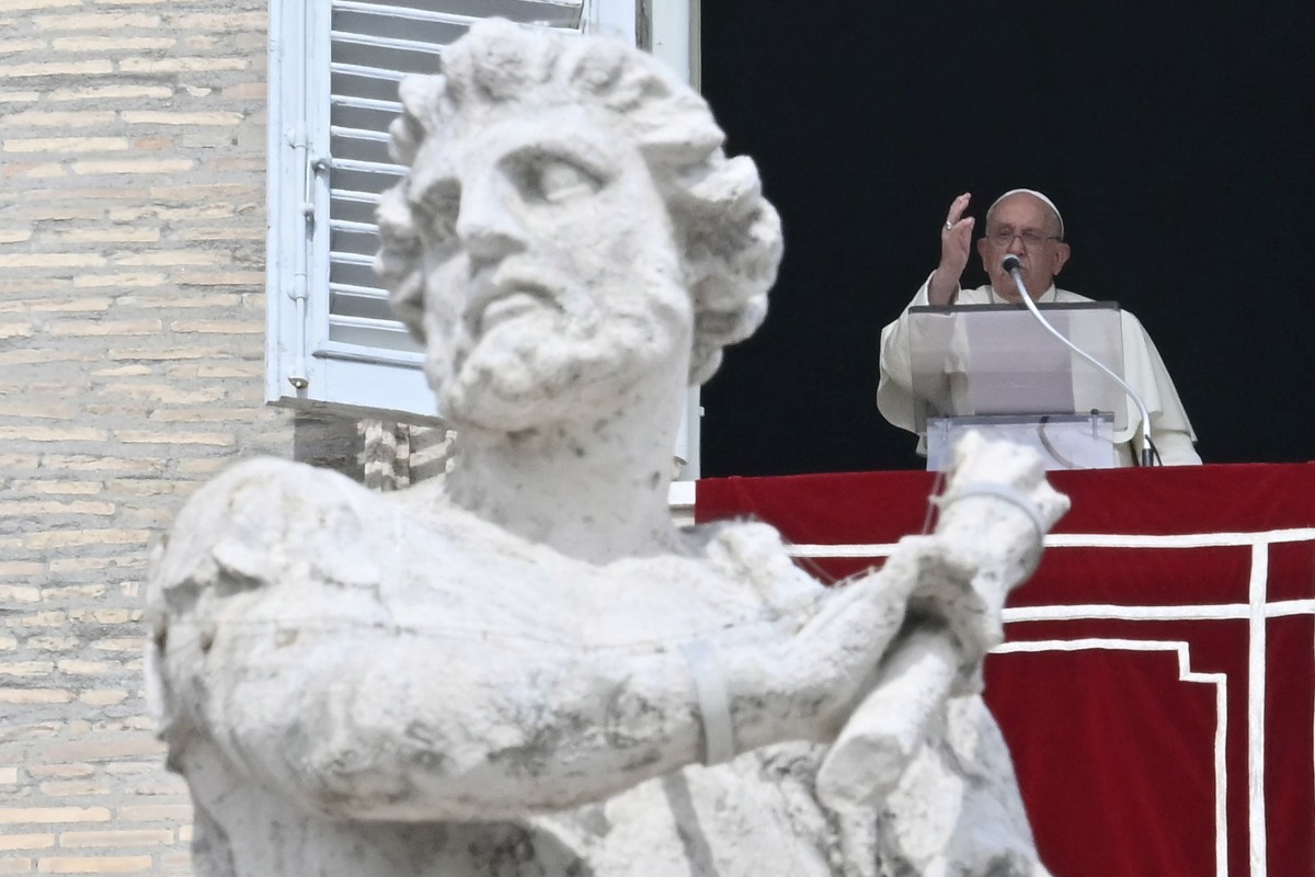 El papa Francisco retoma su agenda después de anular el lunes varias actividades por una gripe