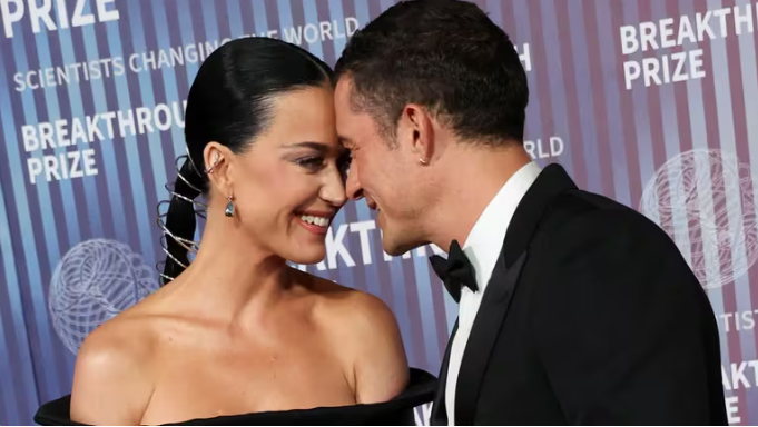 La recompensa sexual que Katy Perry le da a Orlando Bloom cada vez que lava los platos