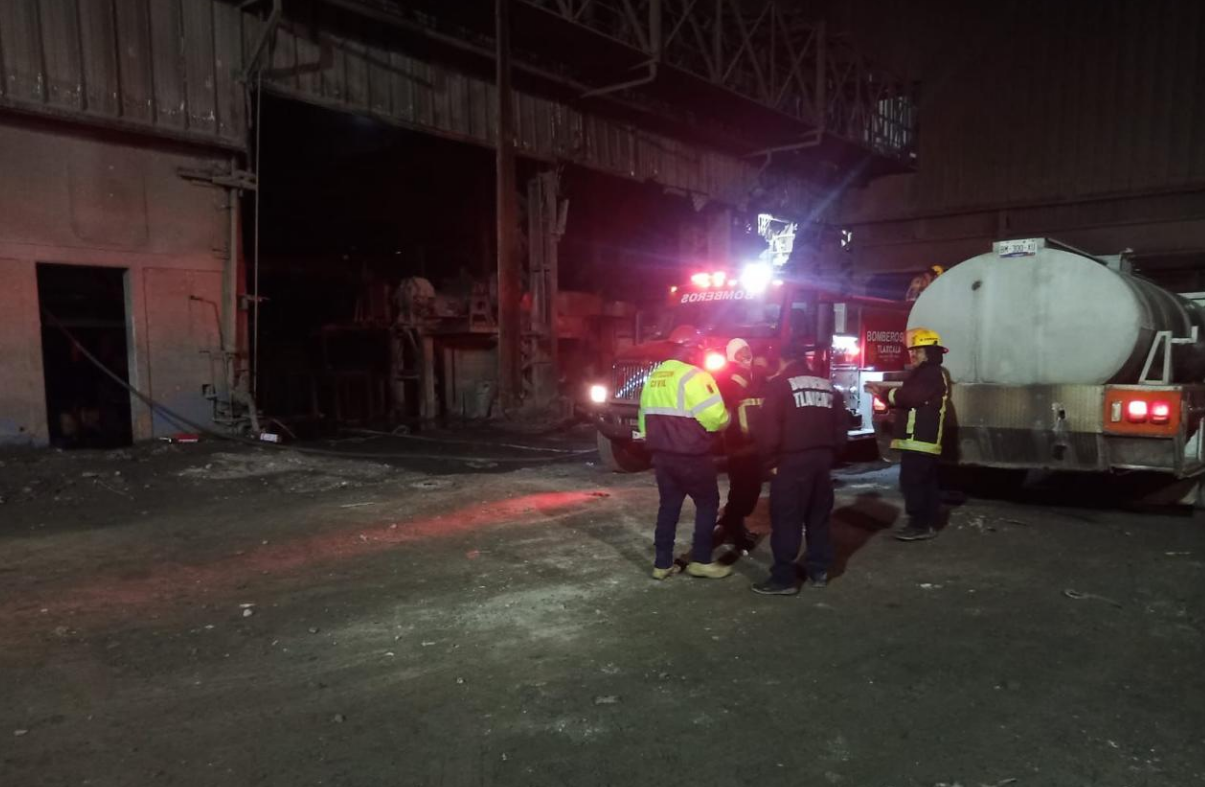 Terrible explosión en planta siderúrgica causó al menos 12 muertos en México