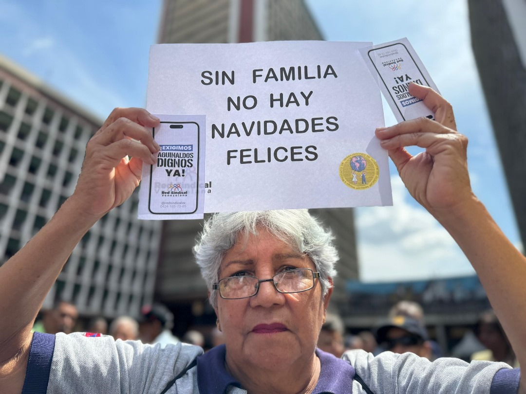 Trabajadores y pensionados reclamaron aumento de salarios, pensiones y aguinaldos en Venezuela