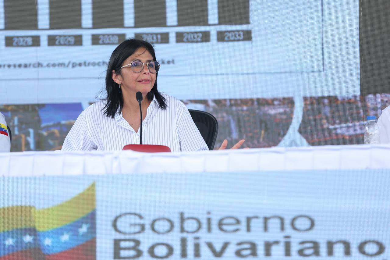 Delcy Rodríguez vendió cuento a empresarios rusos de que en Venezuela hay espacios para la “inversión segura”