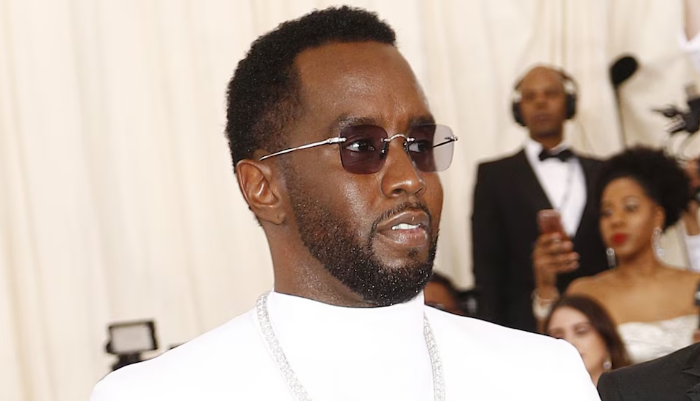 Testigo del caso de Sean “Diddy” Combs afirma tener videos del músico victimizando a celebridades