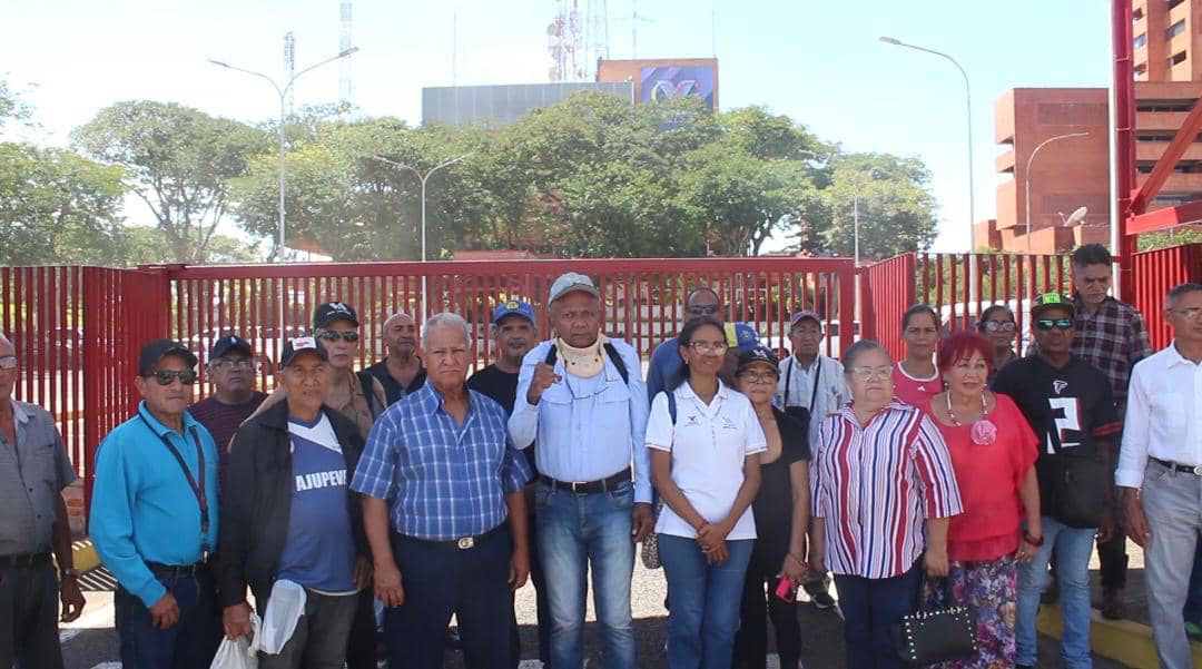 Jubilados de las empresas básicas de Guayana protestaron para exigir cumplimiento del contrato colectivo