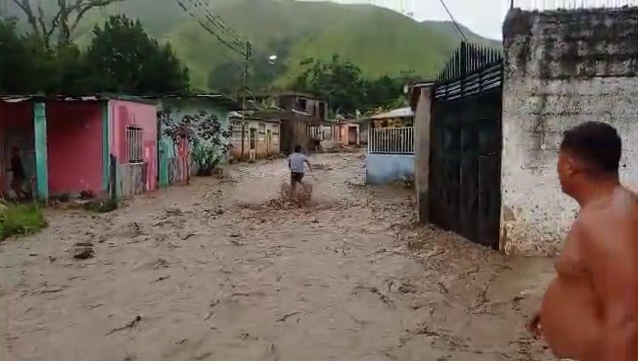 Intensas lluvias generan afectaciones en los municipios Montes y Bermúdez del estado Sucre