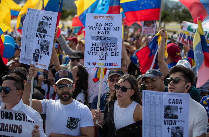 “Es preferible que podamos acceder a la permanencia”: Venezolanos ante trámite de visa en Ecuador