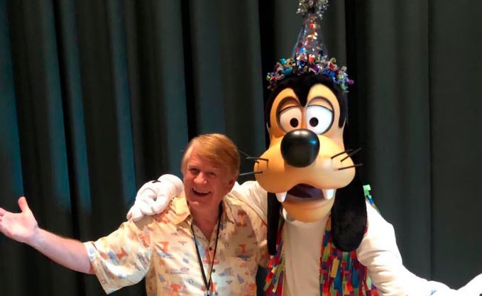 Actor que puso la voz a Goofy durante más de 30 años reveló que el personaje no es un perro