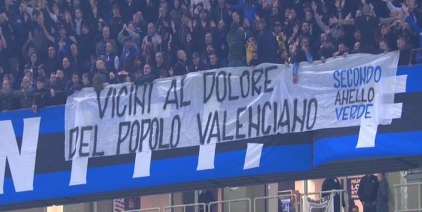 Hinchas del Inter de Milán mostraron su apoyo a Valencia tras la tragedia (Video)