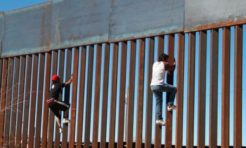 Migrante colombiano murió intentando cruzar el muro fronterizo que divide a México y EEUU