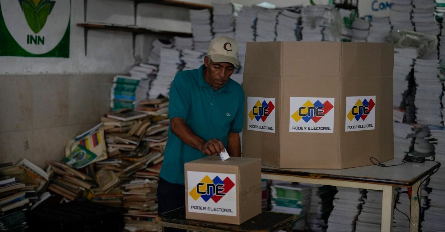 El chavismo convoca a elección en Venezuela para elegir a 30 mil “jueces de paz”