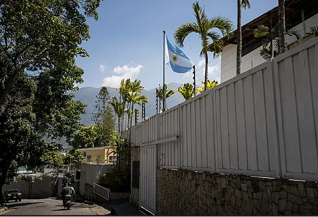 EEUU acusó al chavismo de violar el derecho internacional tras asedio a embajada de Argentina en Caracas