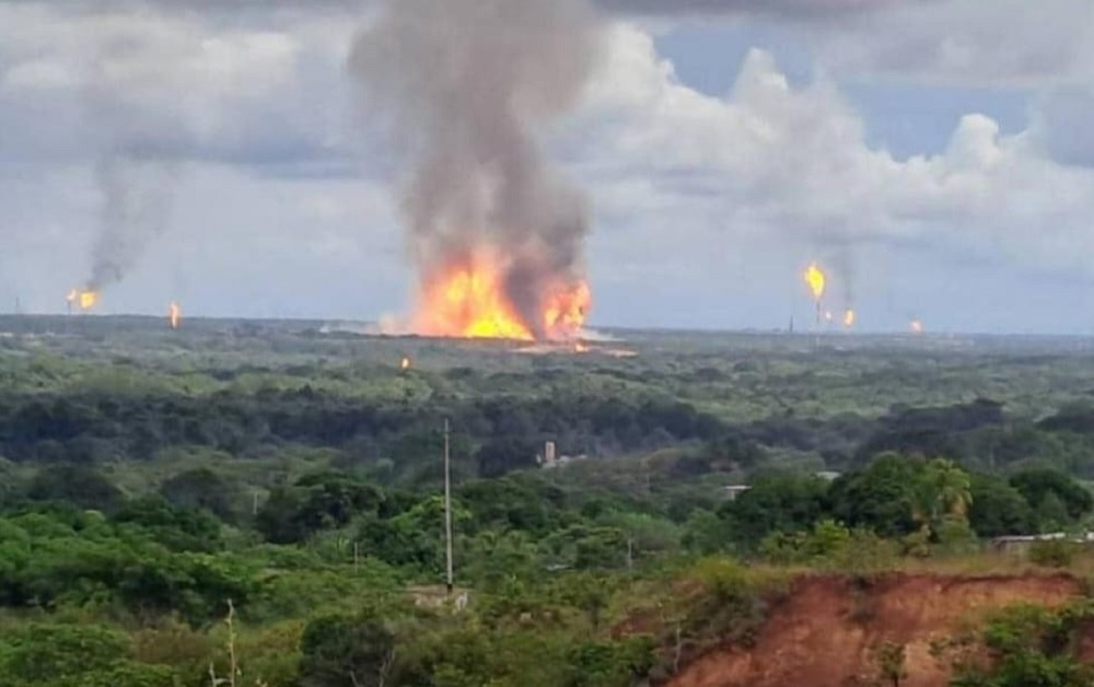 In VIDEO: strong explosions were recorded at a Petroleos de Venezuela gas compression plant in Punta de Mata