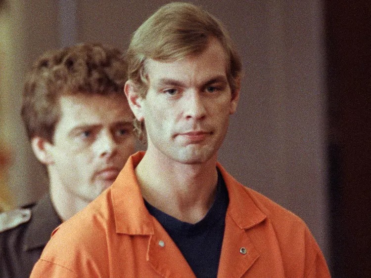 ¿Cómo murió Jeffrey Dahmer? Los detalles del trágico final del asesino en serie hace 30 años