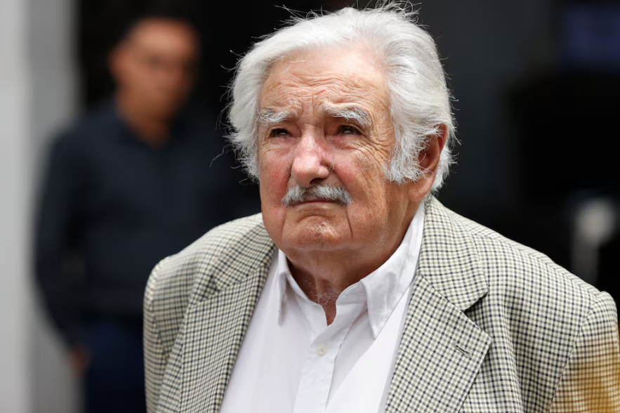 José Pepe Mujica será operado para colocarle un stent en el esófago