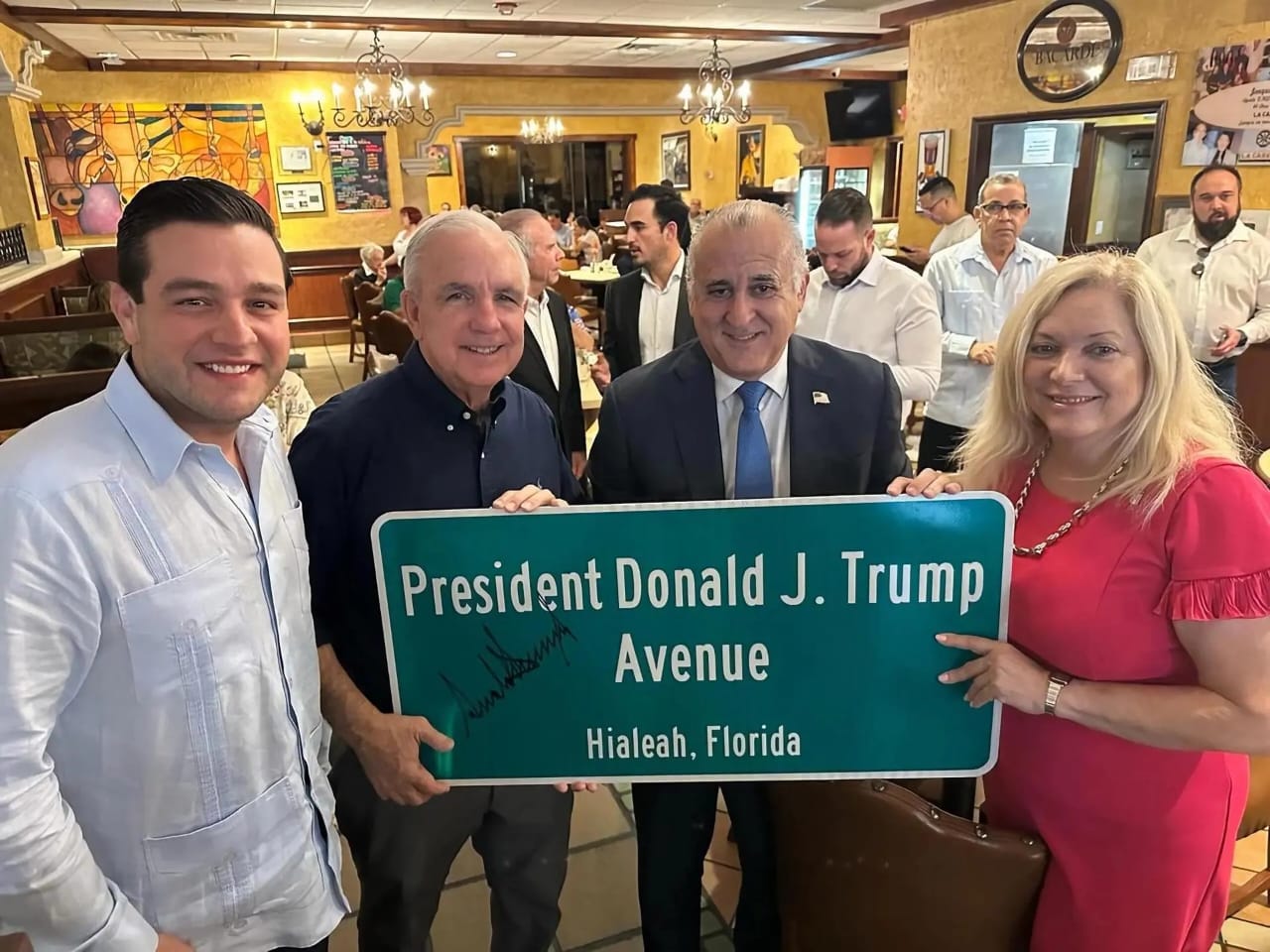 El condado de Florida que busca nombrar una avenida en honor a Donald Trump