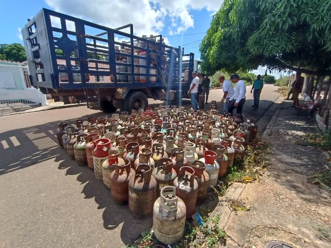 “Las chicas del Clap” manejan distribución de gas en Anzoátegui