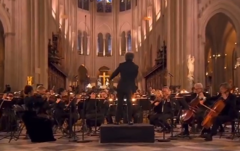 VIDEO: La magistral ceremonia dirigida por Gustavo Dudamel que engalanó la reapertura de Notre Dame