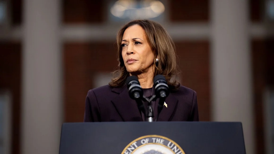 Kamala Harris evalúa postularse como gobernadora de California