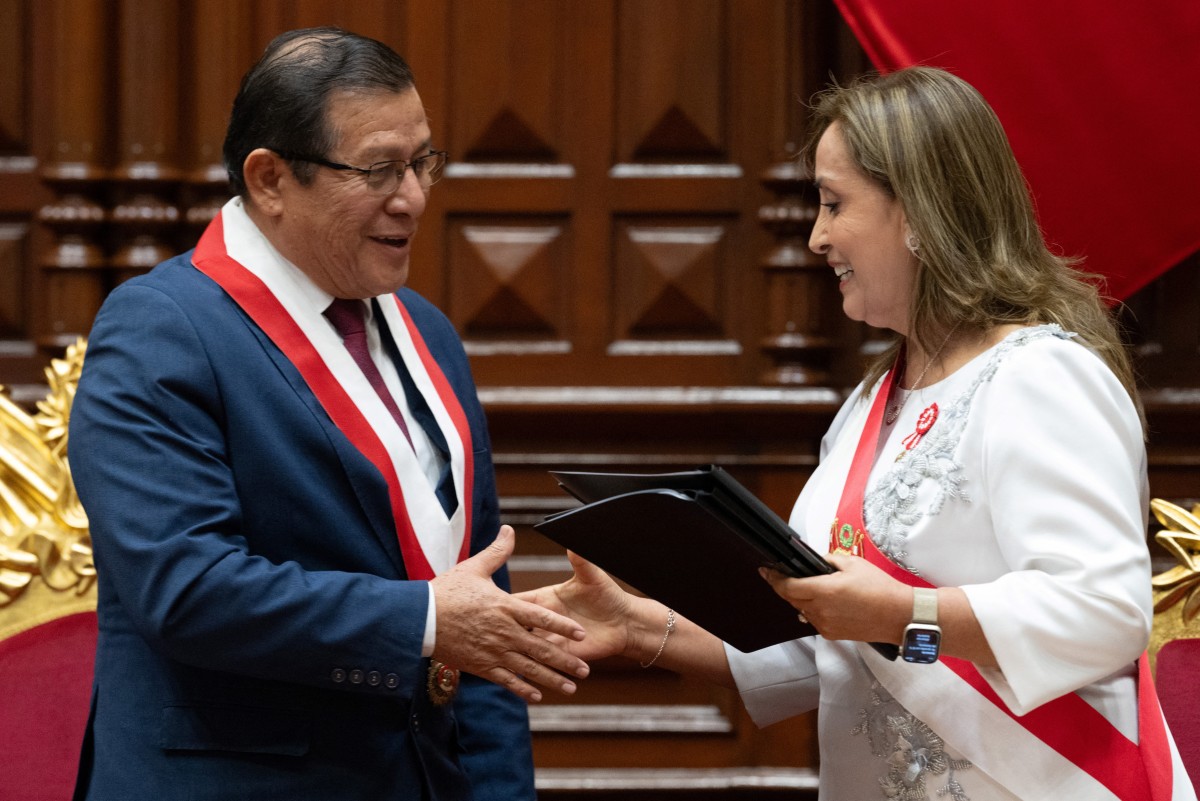 Escándalo en el Congreso de Perú por presunta red de prostitución que señala a altos funcionarios