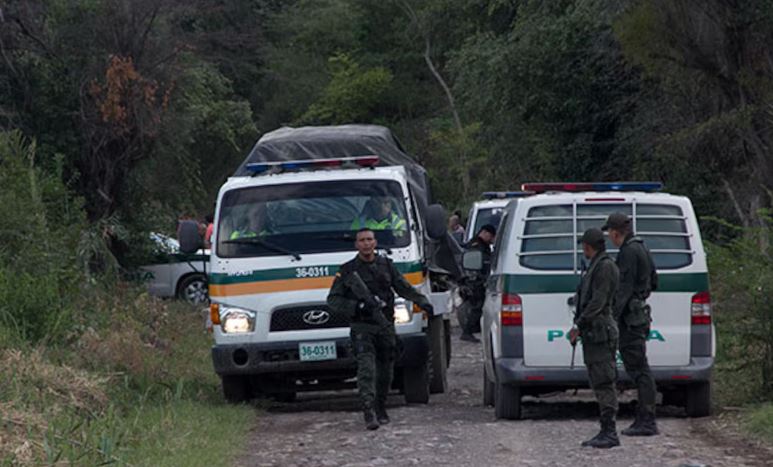 Ataque con explosivos dejó dos policías muertos en el norte de Colombia